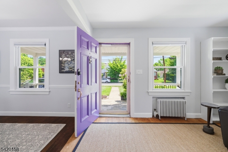 By Lincoln School - Residential