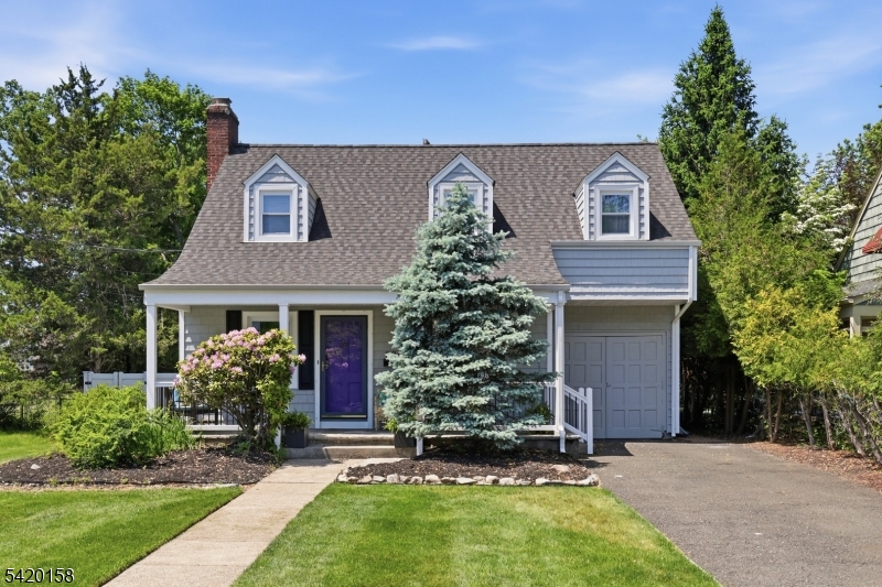 By Lincoln School - Residential