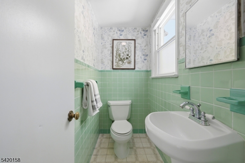 By Lincoln School - Residential