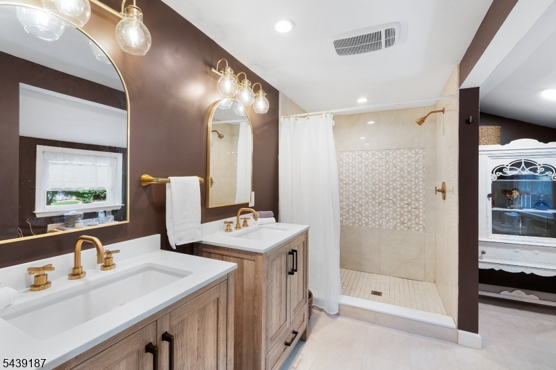 Brookside - Residential