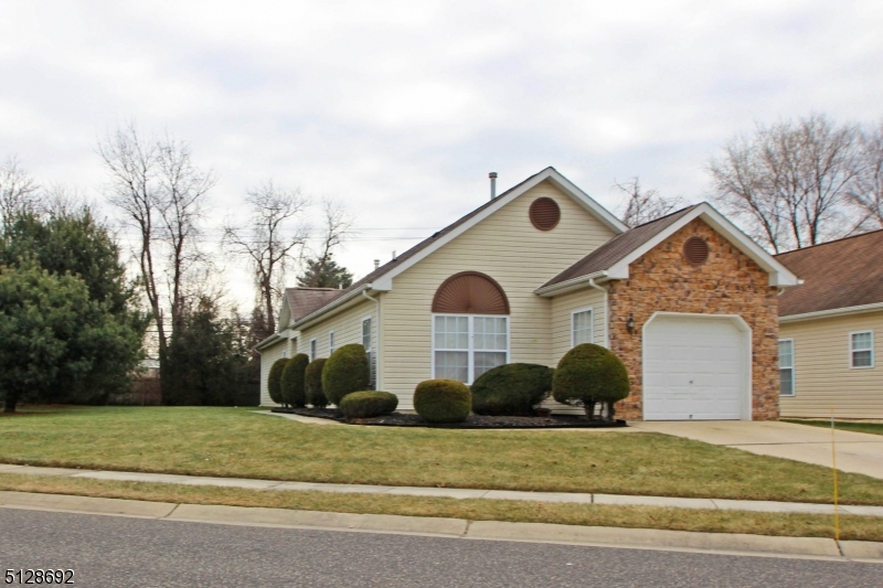 The Point at Newtons Landin - Commercial Sale