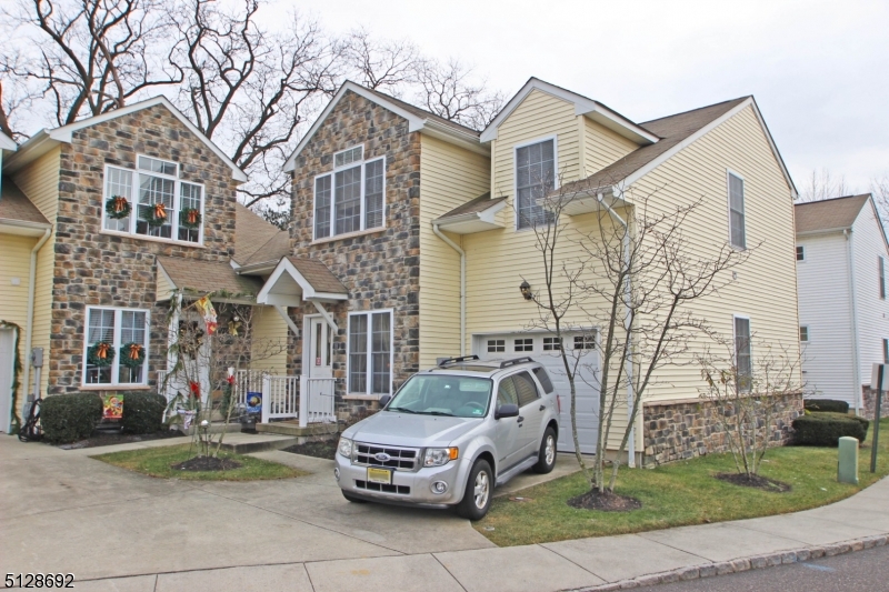 The Point at Newtons Landin - Commercial Sale