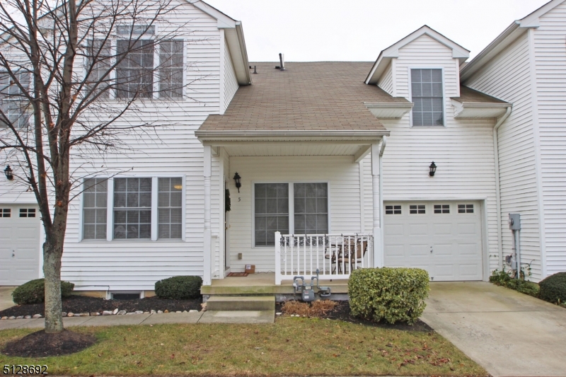 The Point at Newtons Landin - Commercial Sale