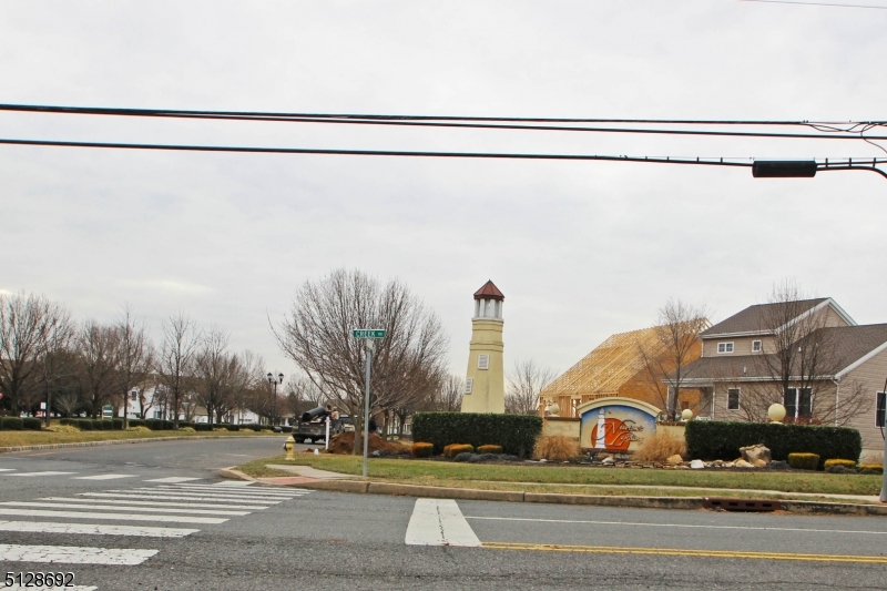 The Point at Newtons Landin - Commercial Sale