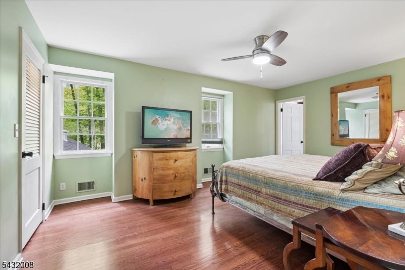 Puddingstone Heights - Residential