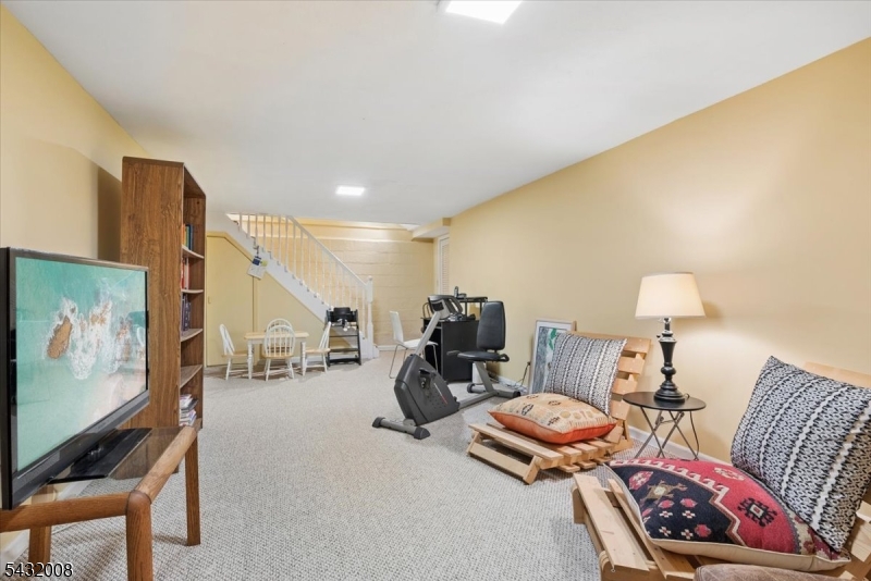 Puddingstone Heights - Residential