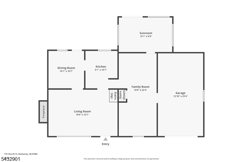 Main image without alt text