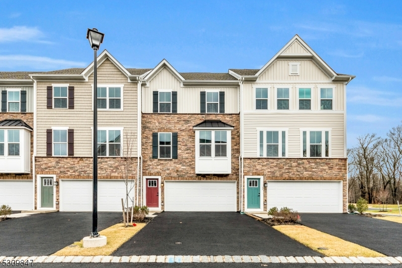 Mountain Ridge - Residential Lease