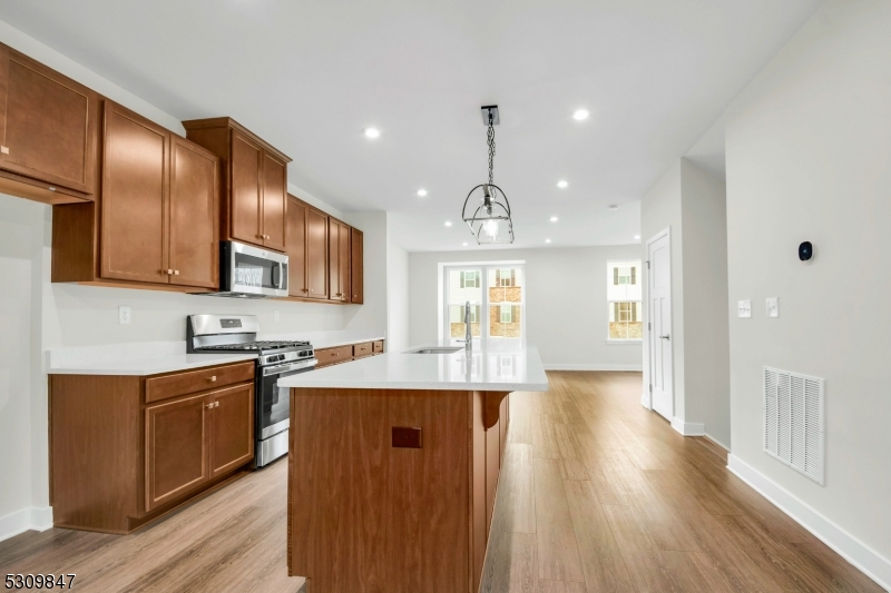 Mountain Ridge - Residential Lease