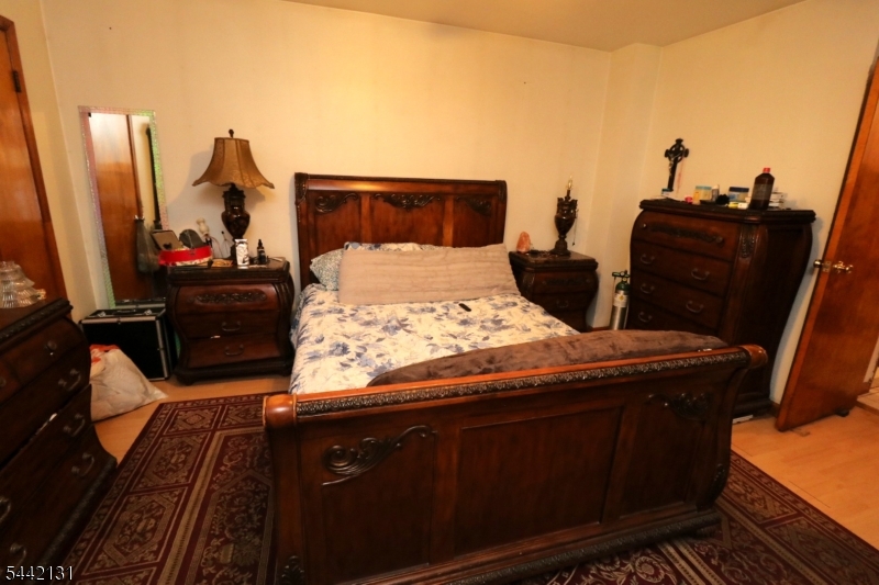 Ironbound - Residential Income