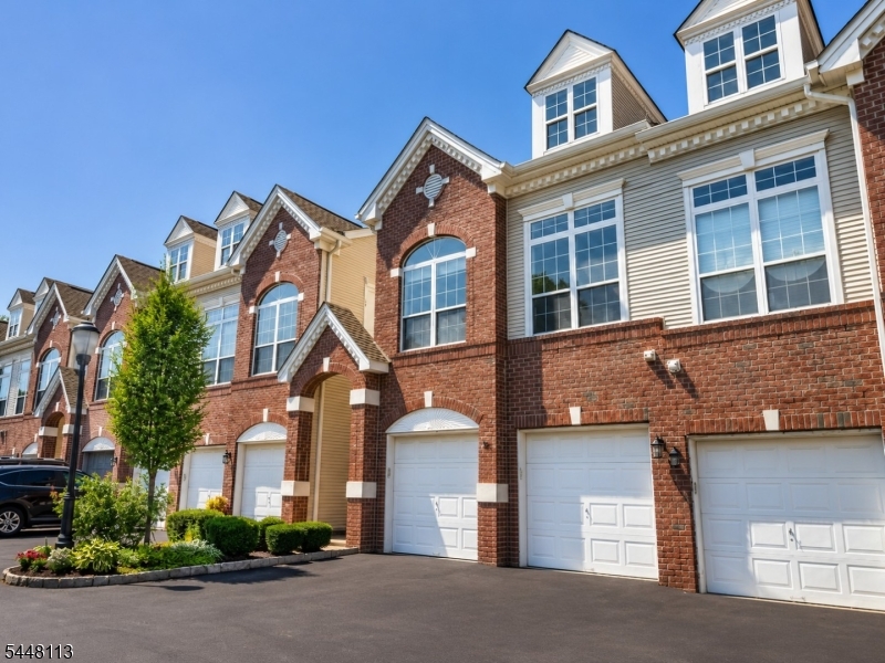 Hickory Manor - Residential