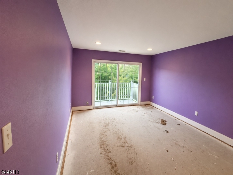 Hickory Manor - Residential