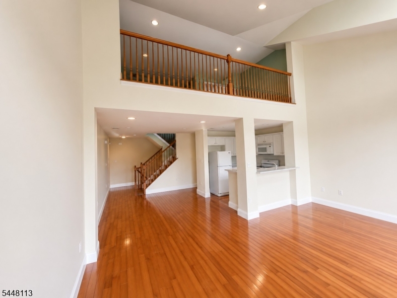 Hickory Manor - Residential