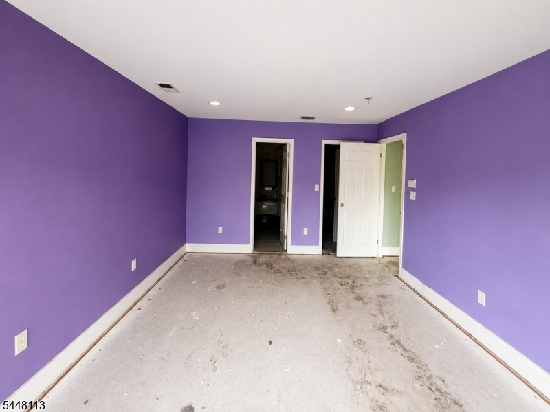 Hickory Manor - Residential