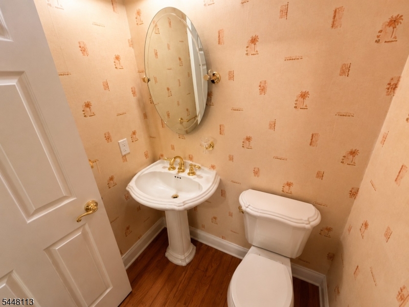 Hickory Manor - Residential