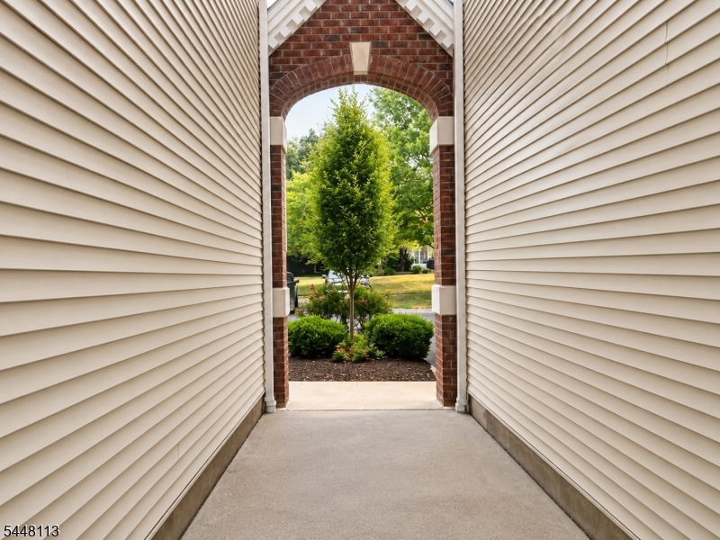 Hickory Manor - Residential