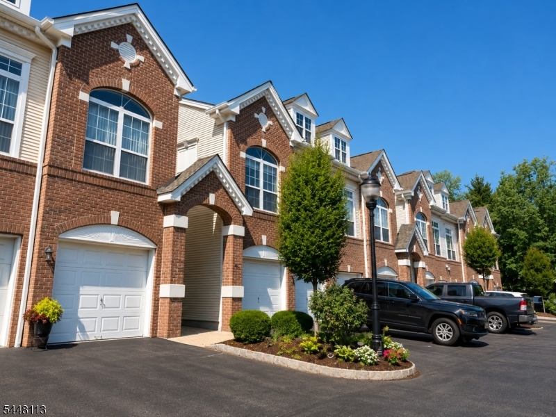 Hickory Manor - Residential