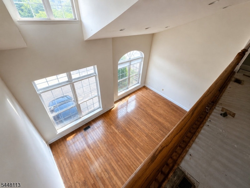 Hickory Manor - Residential