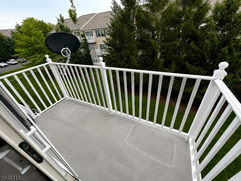 Hickory Manor - Residential