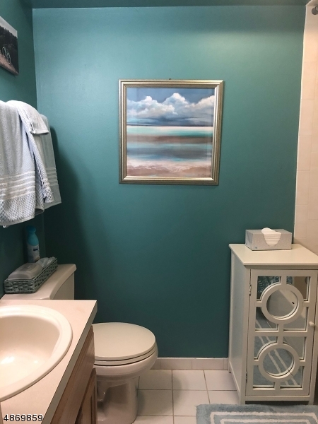 Montville Chase - Residential Lease