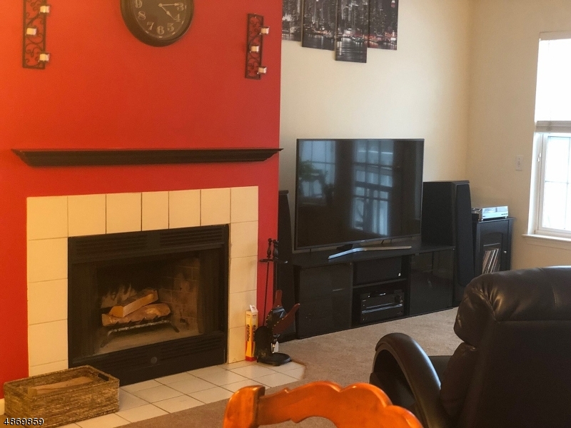 Montville Chase - Residential Lease
