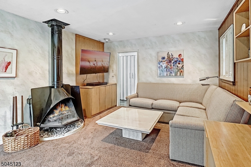 White Meadow Lake - Residential