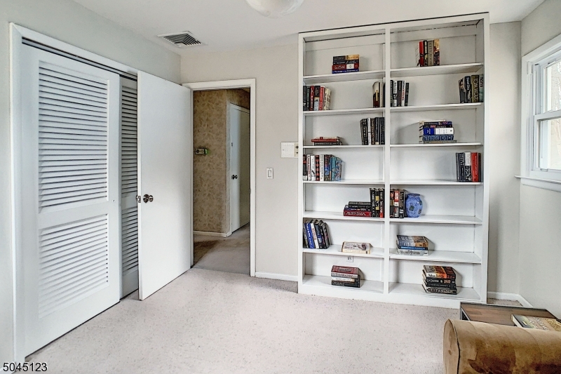 White Meadow Lake - Residential