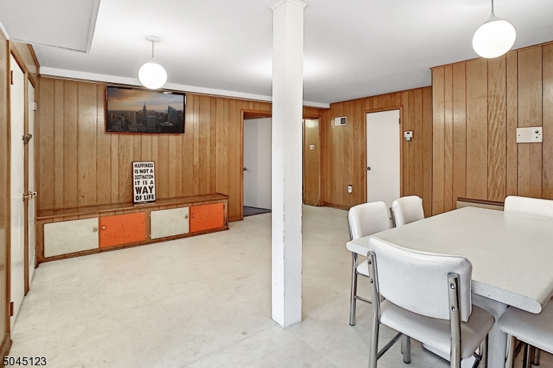 White Meadow Lake - Residential