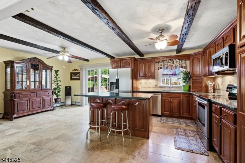 White Meadow Lake - Residential