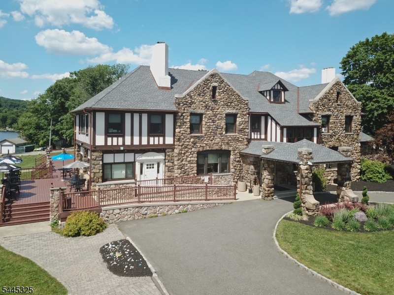 White Meadow Lake - Residential