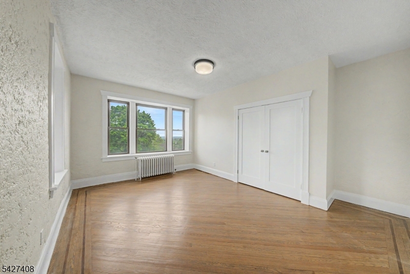hill / Pilgrim Apts - Residential Lease