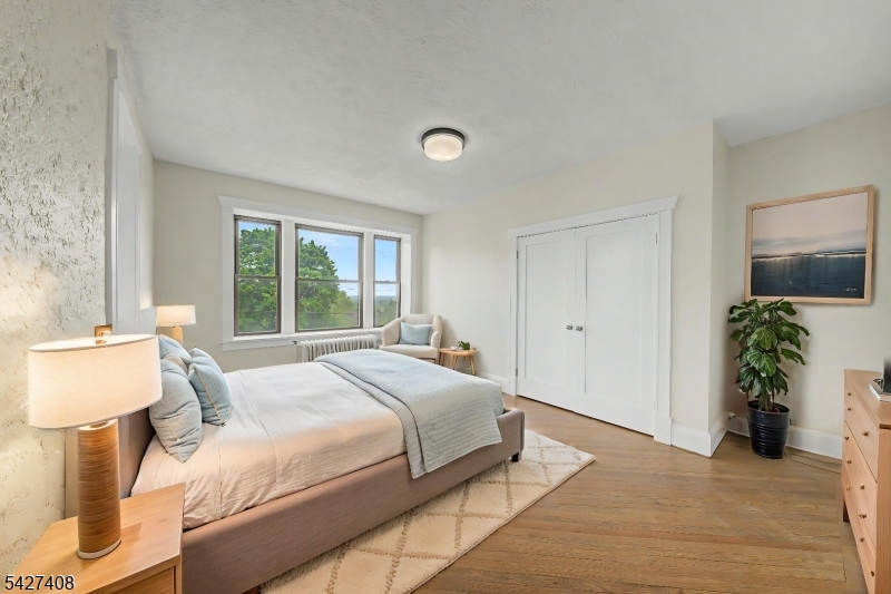 hill / Pilgrim Apts - Residential Lease