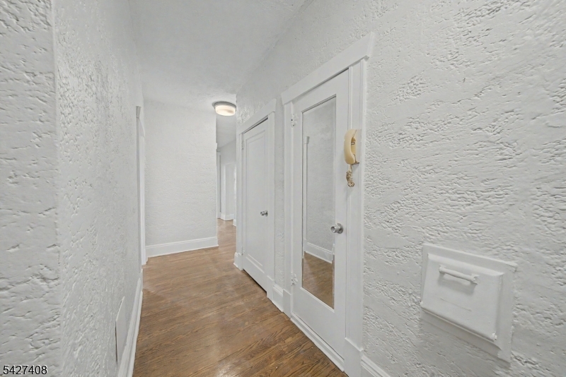 hill / Pilgrim Apts - Residential Lease