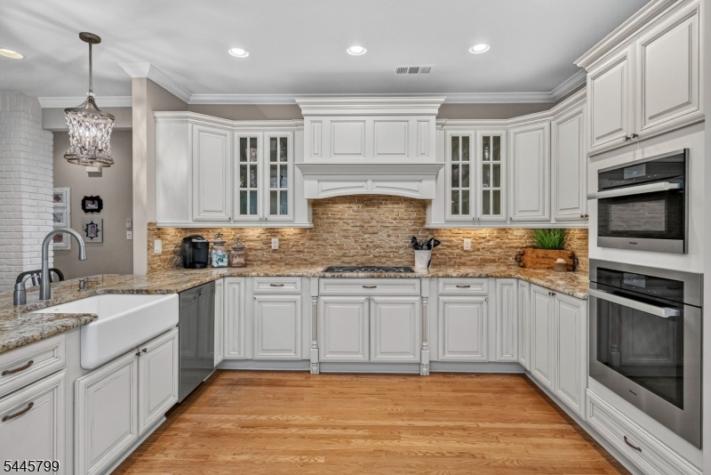 Viscaya Estates - Residential