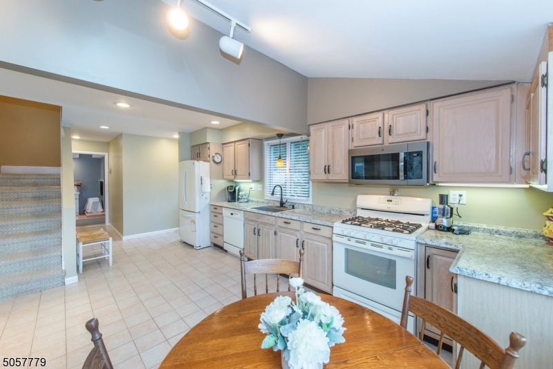 Rainbow Lakes - Residential
