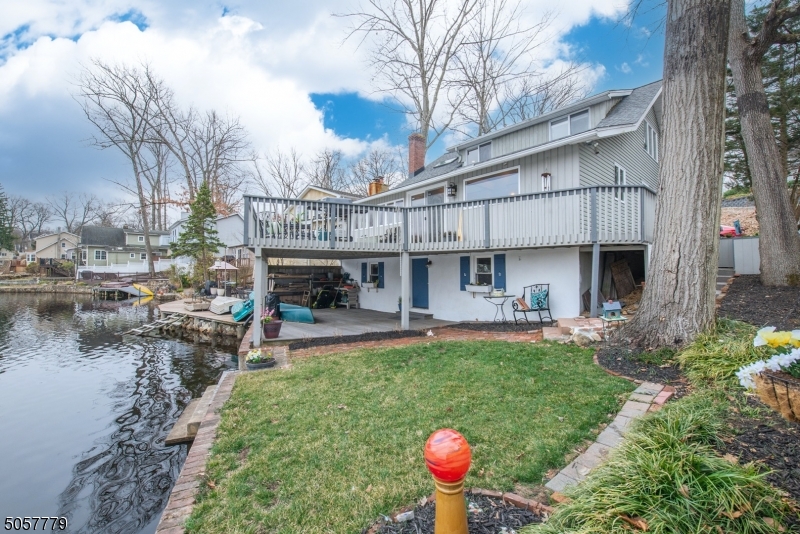 Rainbow Lakes - Residential