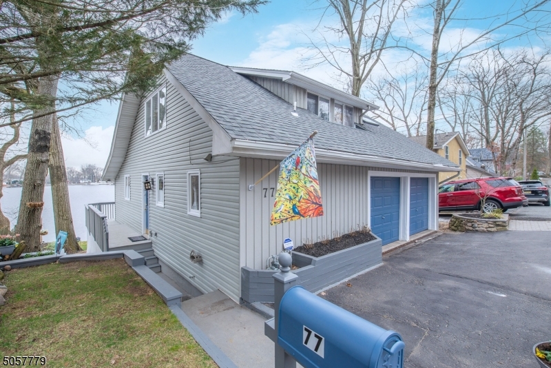 Rainbow Lakes - Residential