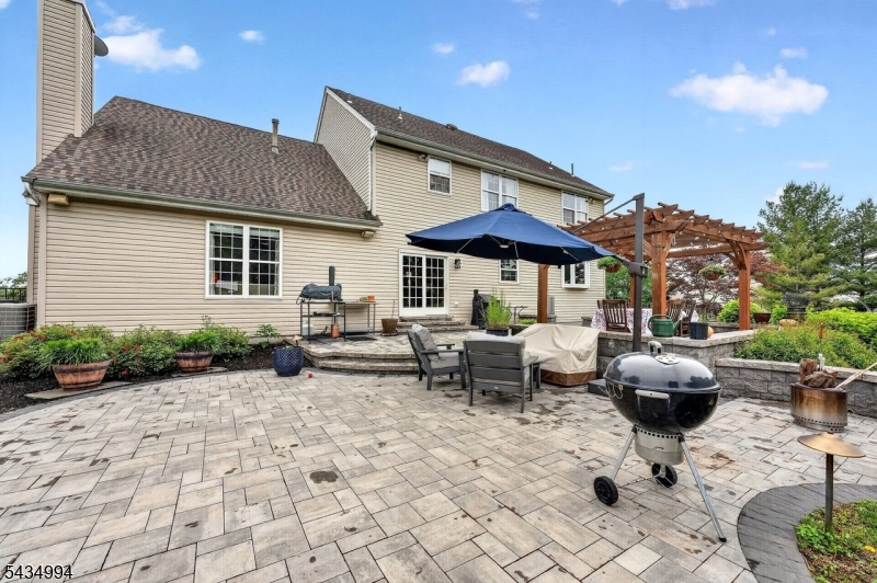 Estates At West Amwell - Residential