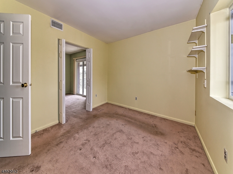 Knoll Condos - Residential