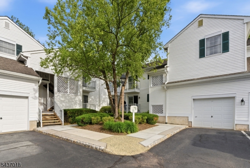 Spring Ridge - Residential