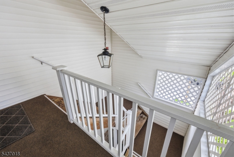 Spring Ridge - Residential