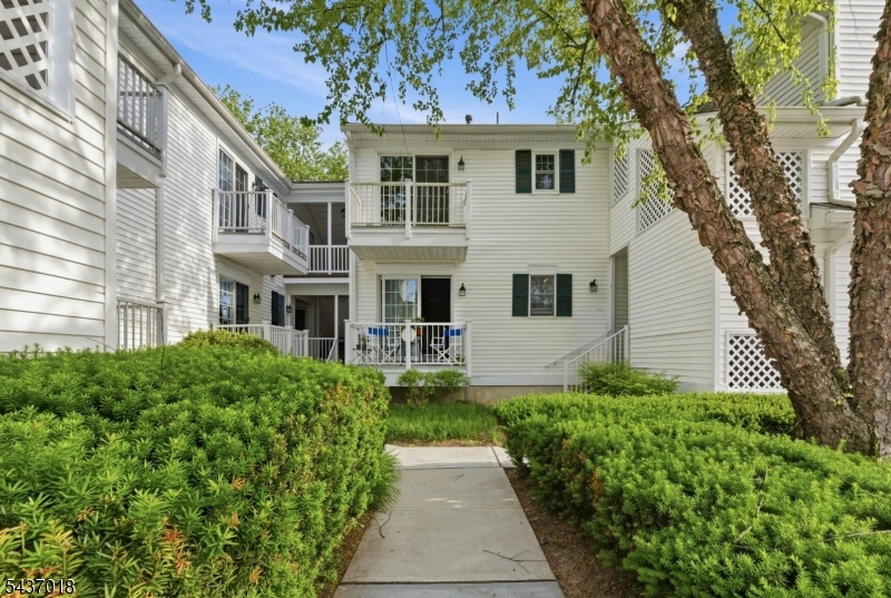Spring Ridge - Residential