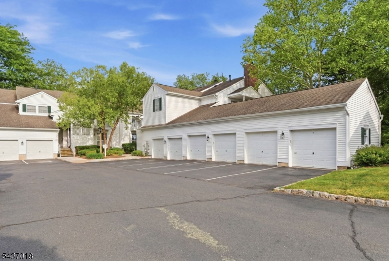 Spring Ridge - Residential