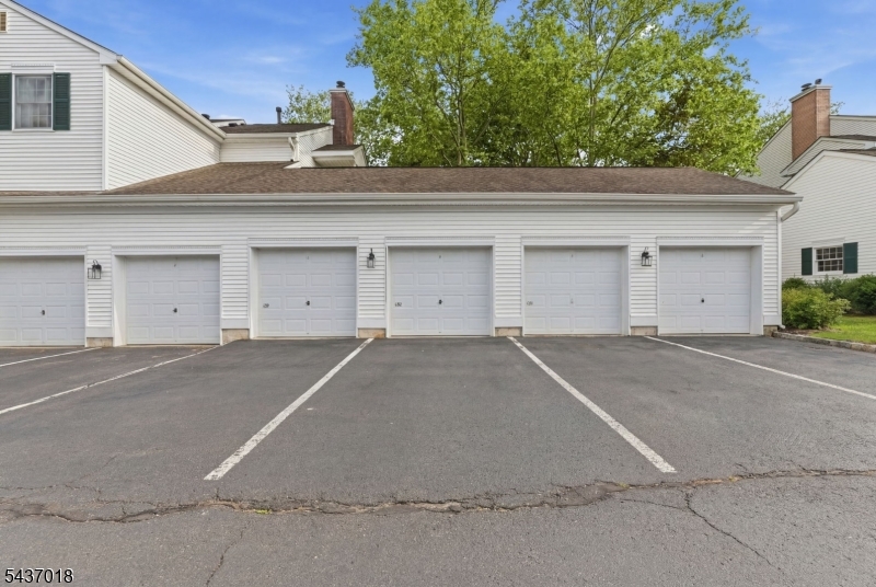 Spring Ridge - Residential