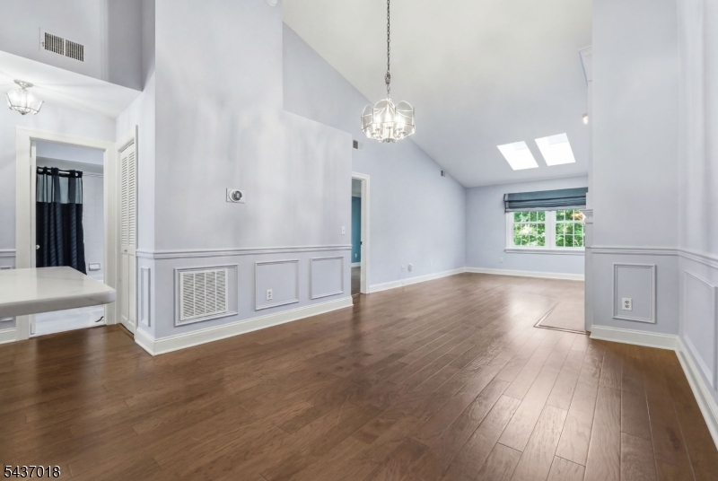 Spring Ridge - Residential
