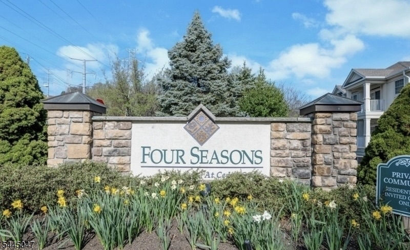The Four Seasons - Residential