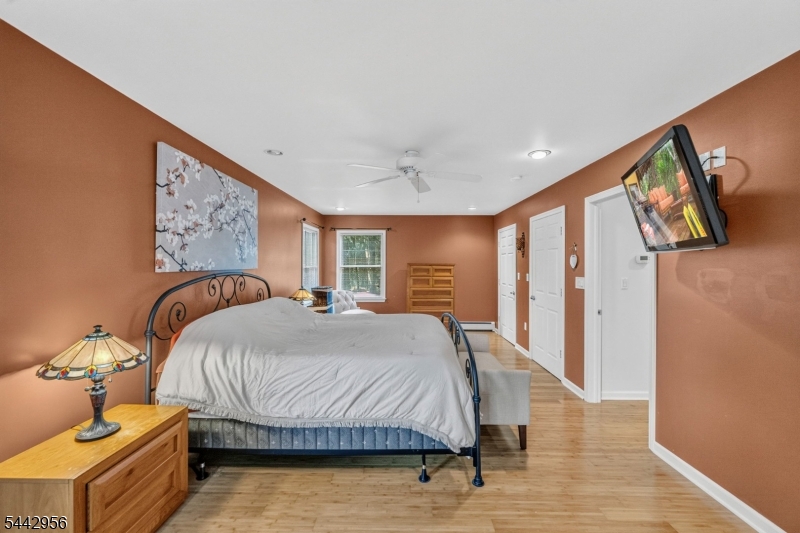 Erskine Lakes - Residential