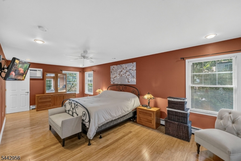 Erskine Lakes - Residential