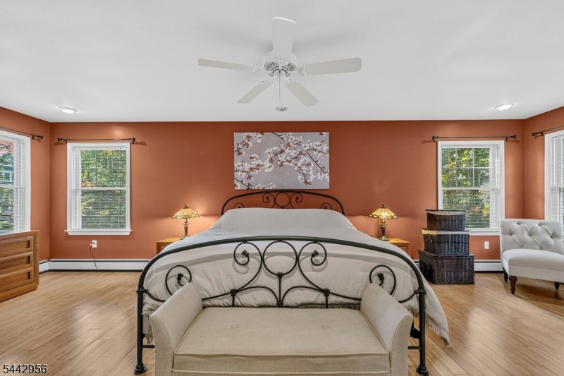 Erskine Lakes - Residential