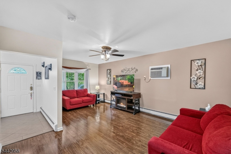 Erskine Lakes - Residential